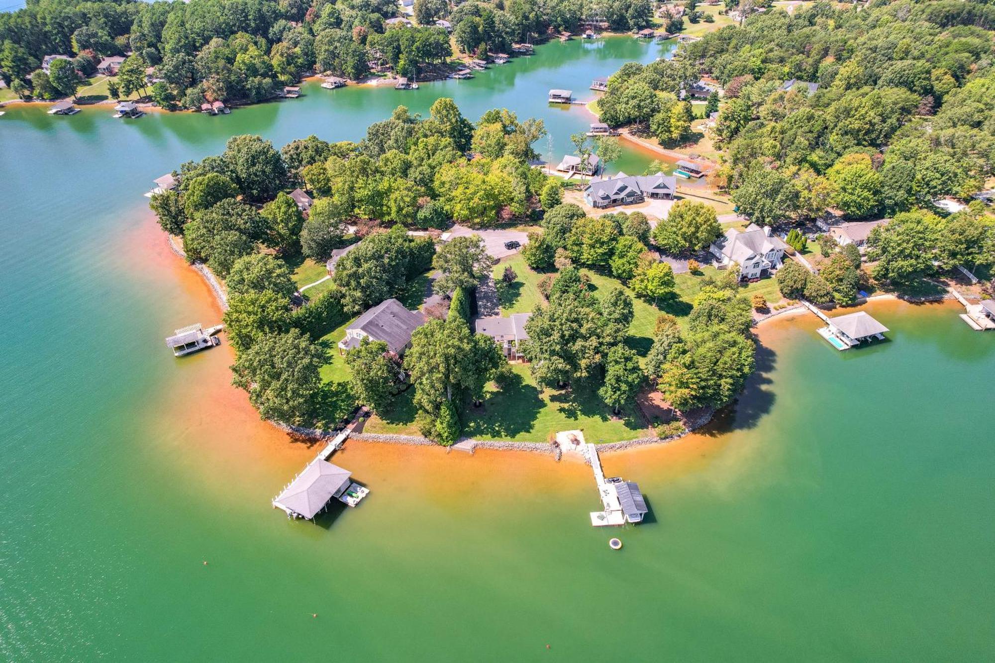 Smith Mountain Lake Retreat With Private Beach! Huddleston Ngoại thất bức ảnh