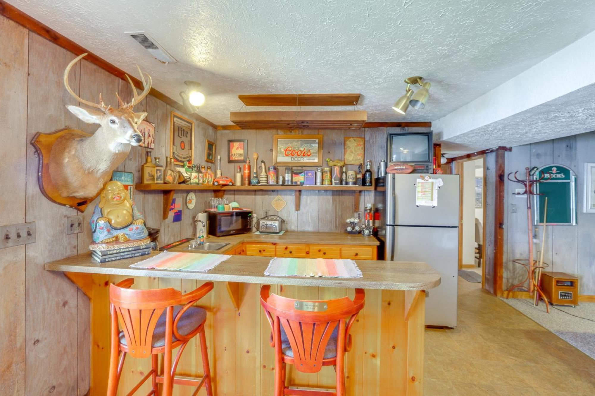 Smith Mountain Lake Retreat With Private Beach! Huddleston Ngoại thất bức ảnh