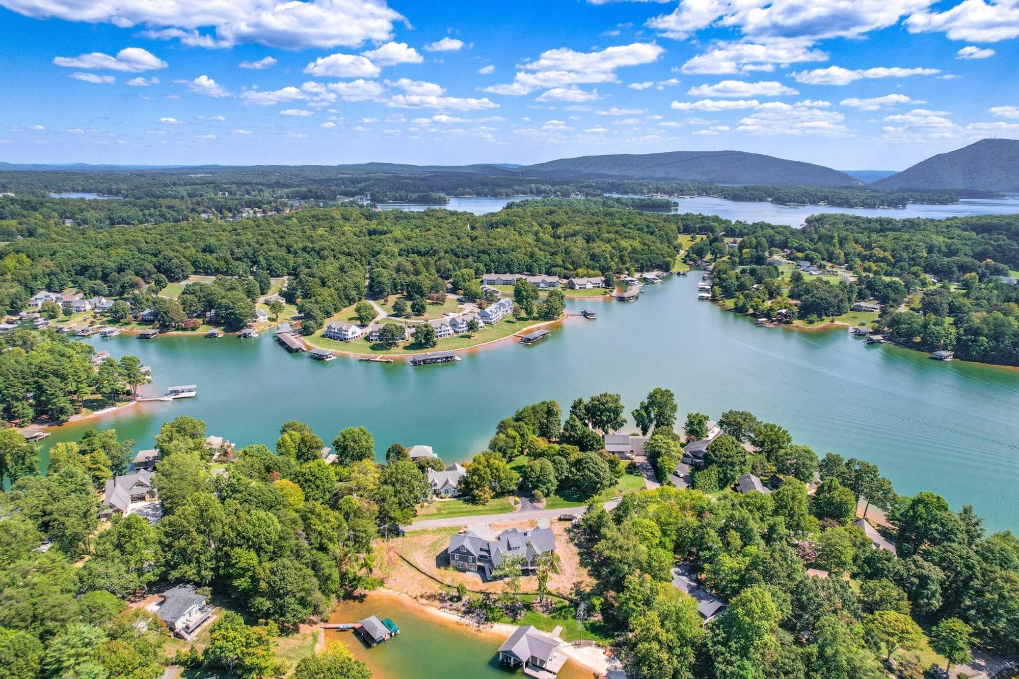 Smith Mountain Lake Retreat With Private Beach! Huddleston Ngoại thất bức ảnh